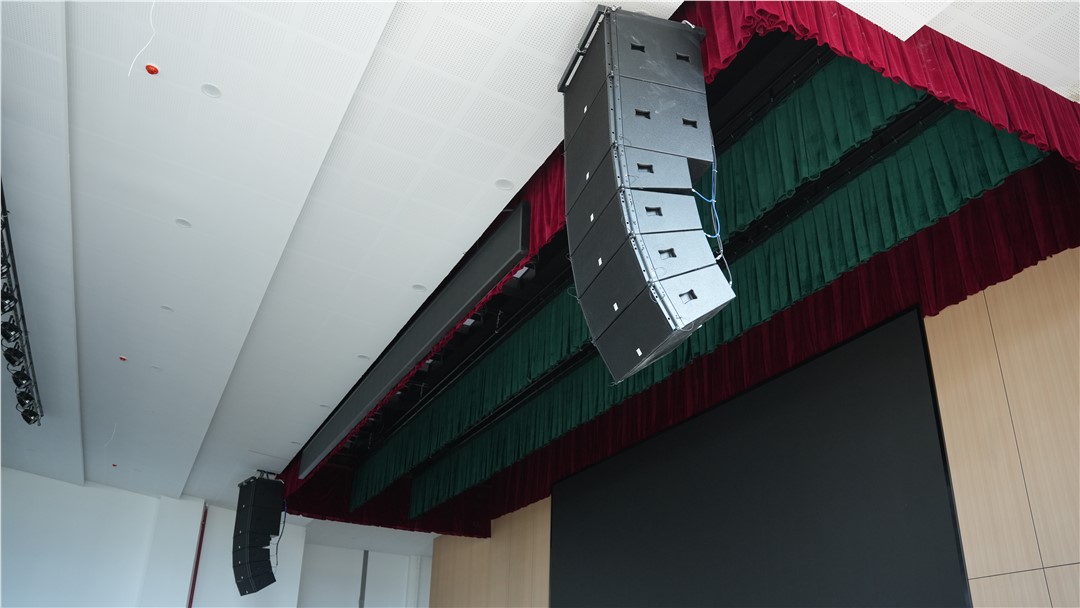 ����������ѡ�ͣ������С�������ϡ��롰�����������к�������